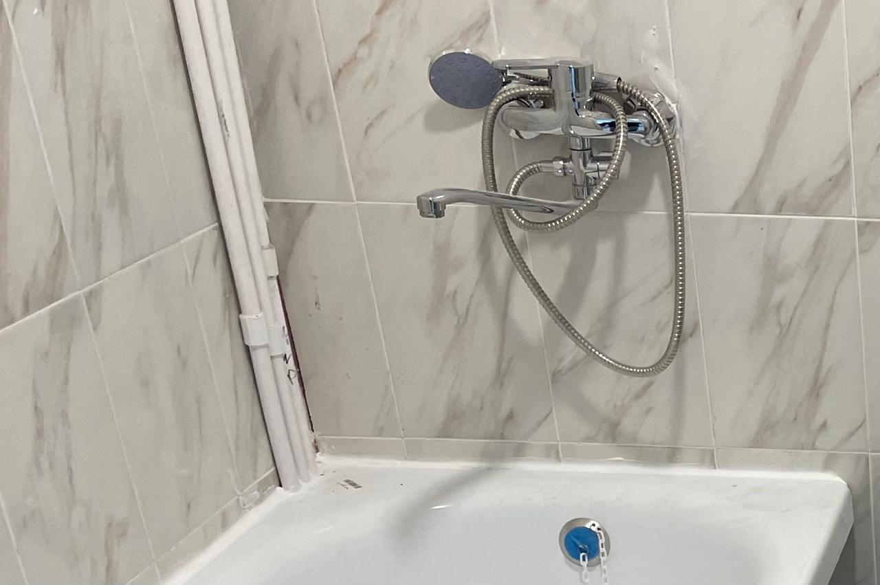 Школа, поликлиника и многоэтажки Зачаганска останутся без горячей воды